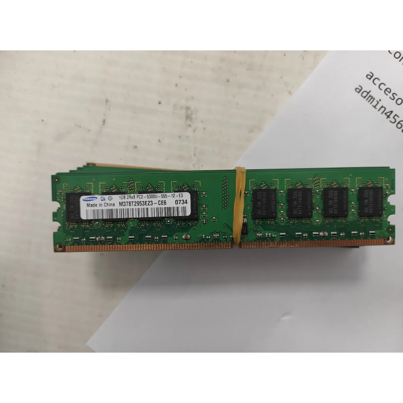 Samsung1GB 2Rx8 PC2-5300U-555-12-E31GB
